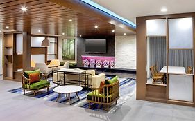 Fairfield Inn & Suites By Marriott Mcpherson